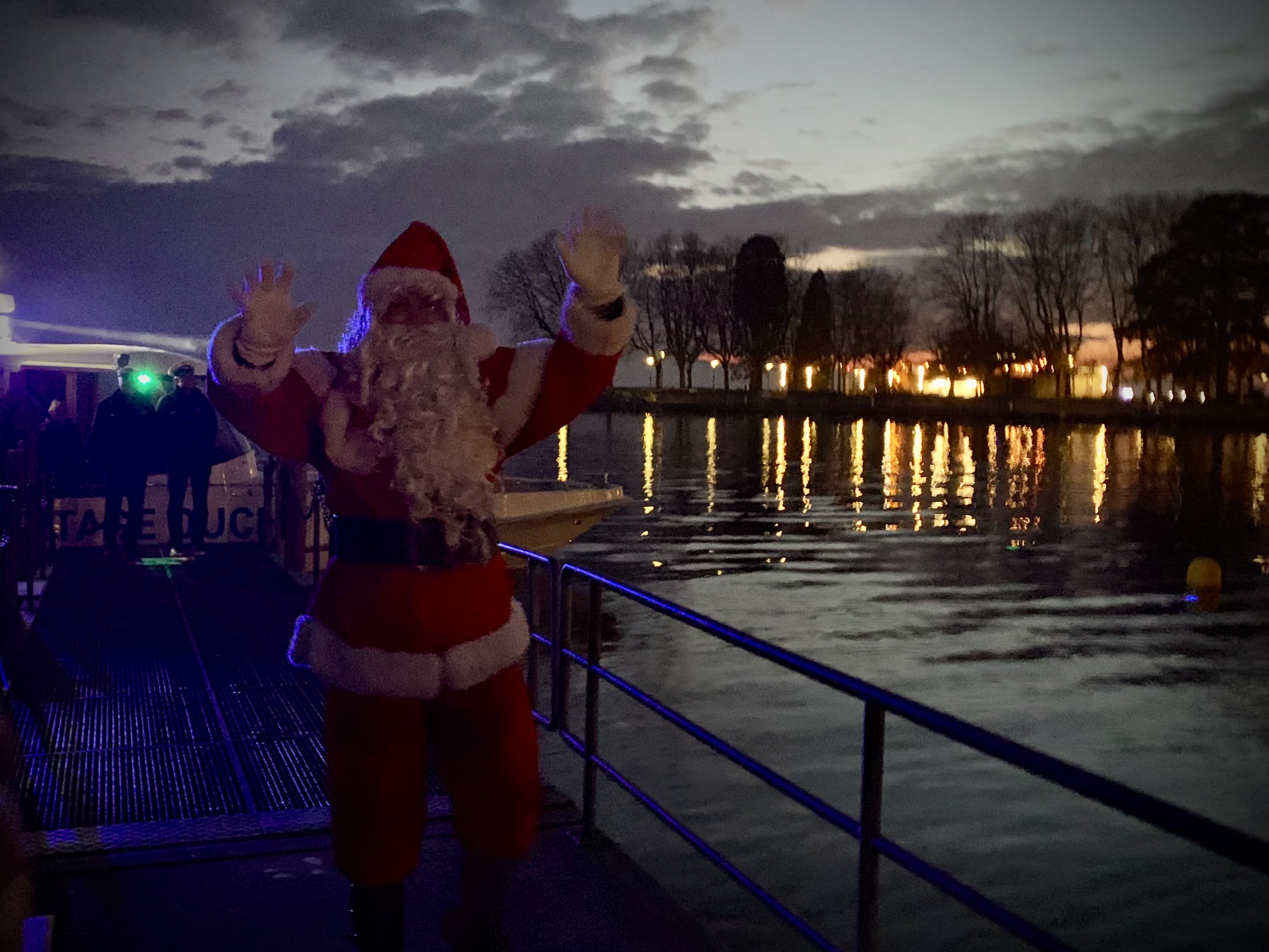 Le Père Noël débarque à Ouchy